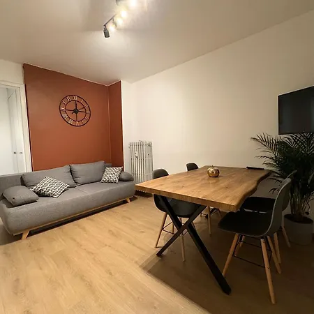 Au Centre Апартаменты *